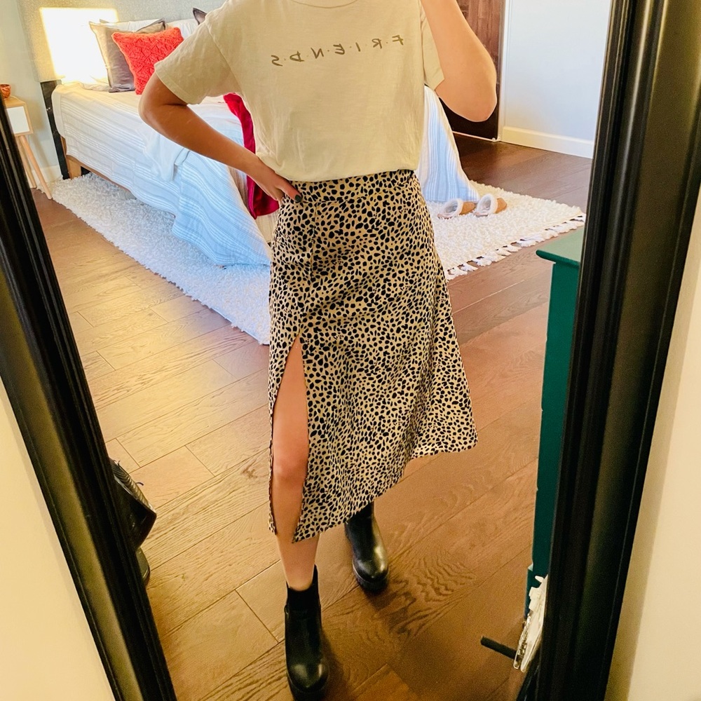 Cheetah Print Midi Skirt with Slit